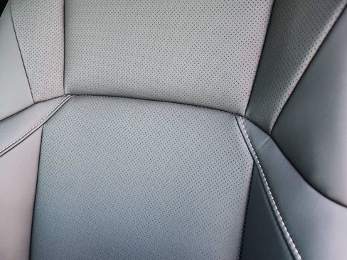 Used 2025 Lexus ES 300h w/ Premium Package FWD image 22