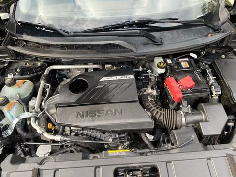 Used 2023 Nissan Rogue SV image 31