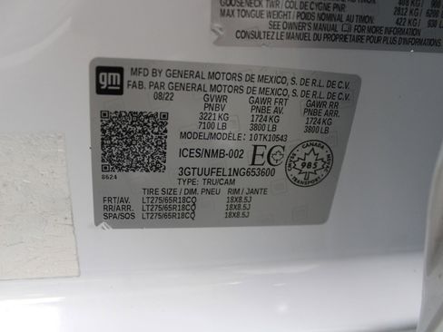 Used 2022 GMC Sierra 1500 AT4X image 48