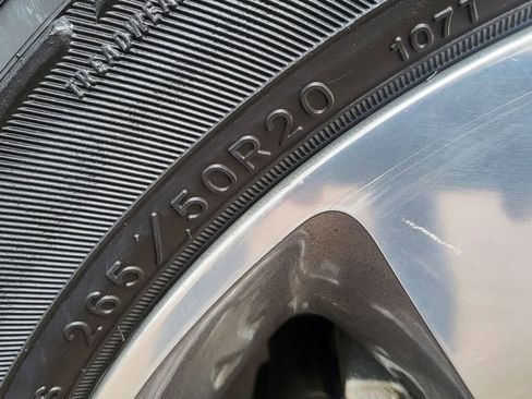 Used 2014 Jeep Grand Cherokee Limited image 17