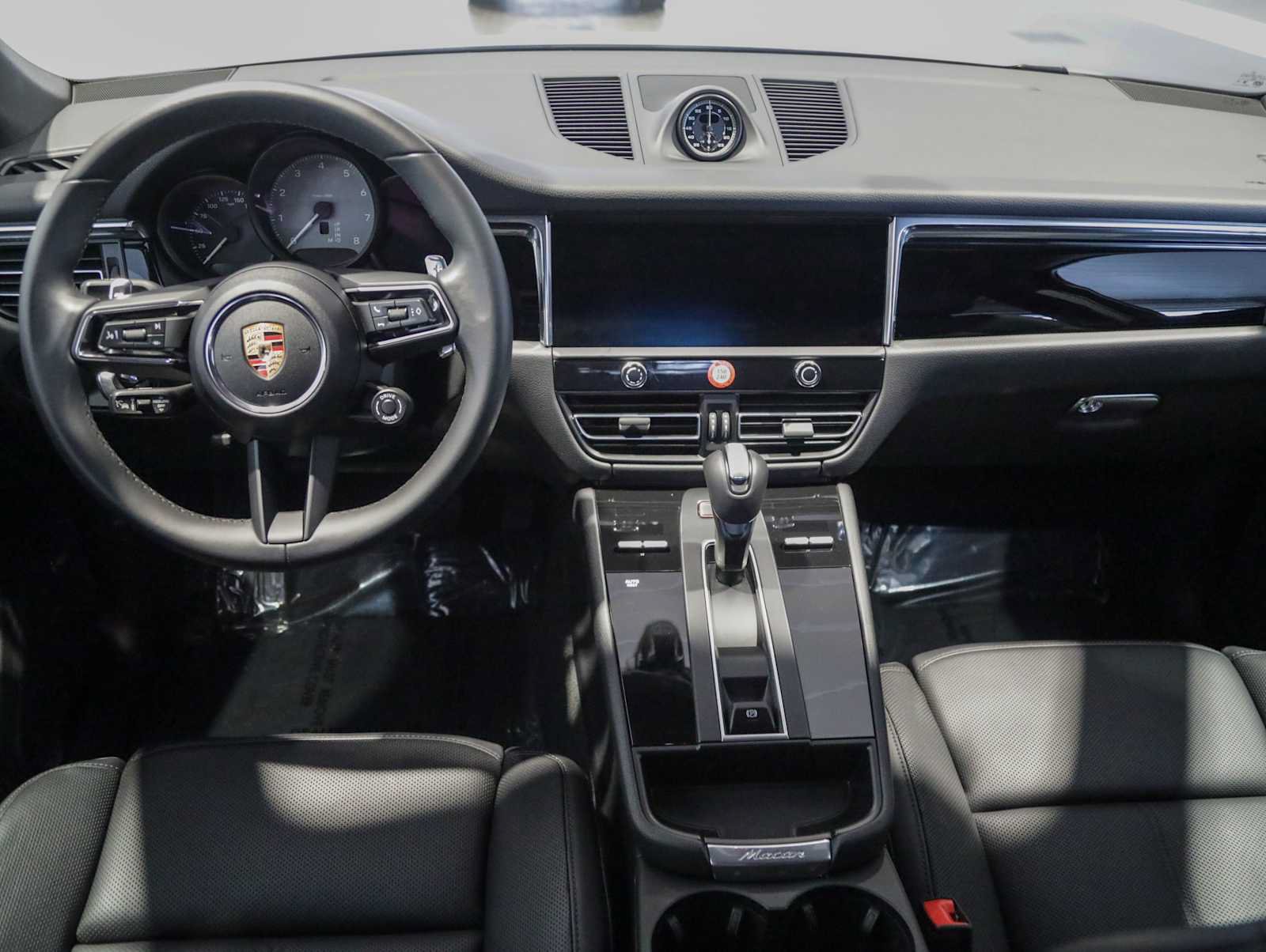 Used 2025 Porsche Macan S AWD/4WD image 20