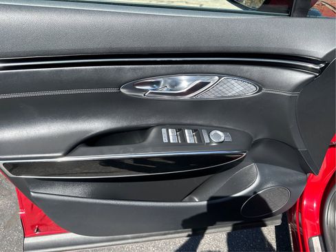 Used 2025 Genesis GV70 2.5T AWD/4WD image 20