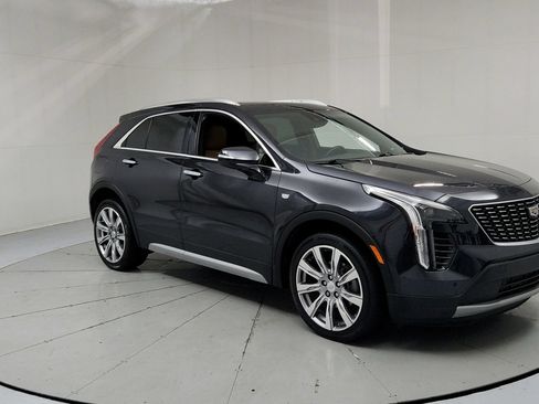 Certified 2023 Cadillac XT4 Premium Luxury AWD/4WD image 7