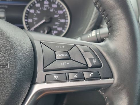 Used 2025 Nissan Sentra SV w/ All-Weather Package FWD image 15