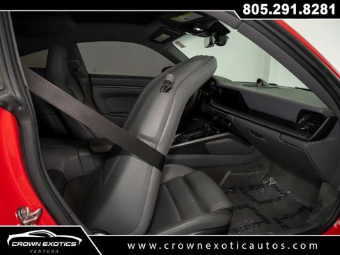 Used 2020 Porsche 911 Carrera S image 34
