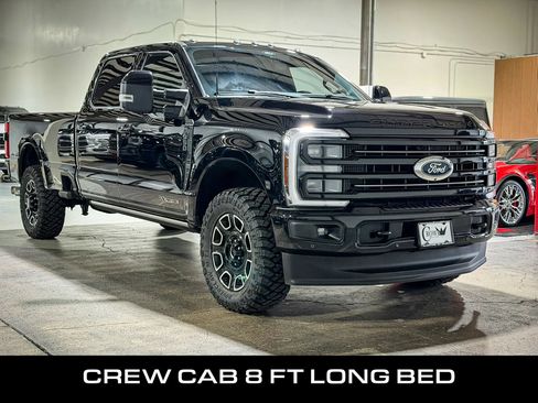 Used 2025 Ford F350 Platinum AWD/4WD image 4