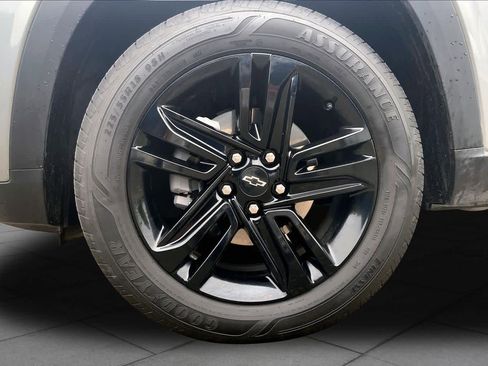 Used 2025 Chevrolet Trax ACTIV w/ Driver Confidence Package FWD image 11