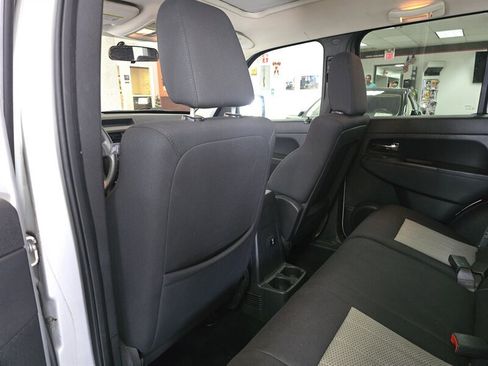 Used 2009 Jeep Liberty Sport w/ Popular Equipment Group image 11