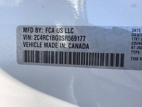 Used 2025 Chrysler Pacifica Select FWD image 43