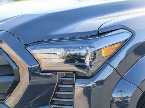 Certified 2026 Toyota Tacoma SR5 image 20