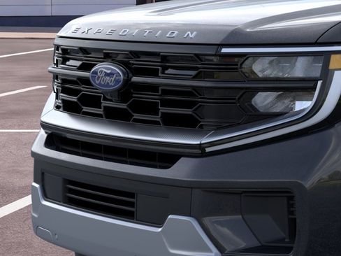 New 2026 Ford Expedition Max Platinum w/ Driver's Package AWD/4WD image 20