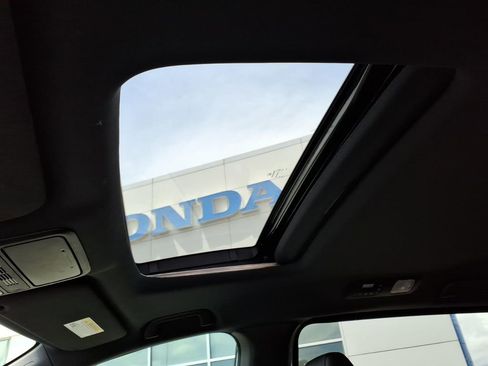 Used 2025 Honda Odyssey Sport-L image 10