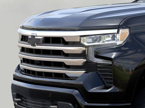 New 2026 Chevrolet Silverado 1500 High Country w/ Technology Package AWD/4WD image 13