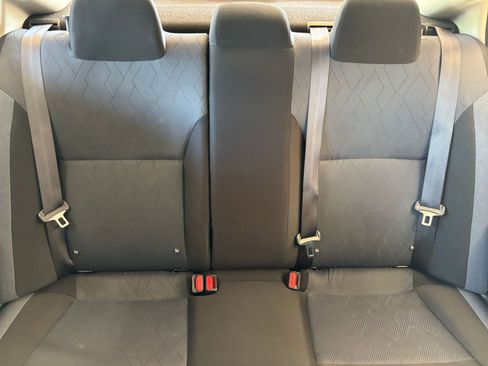 Used 2025 Nissan Versa SV FWD image 36