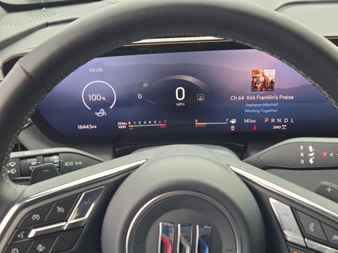 Certified 2025 Buick Enclave Preferred image 32