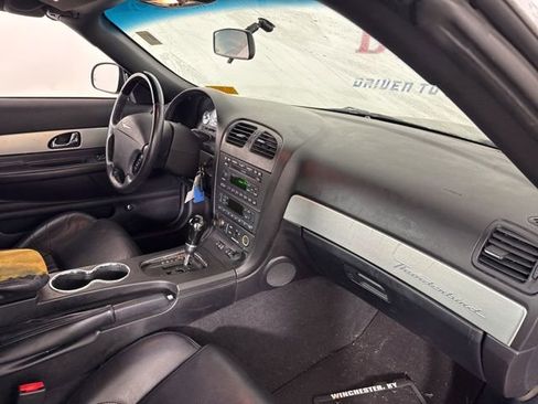 Used 2005 Ford Thunderbird image 18