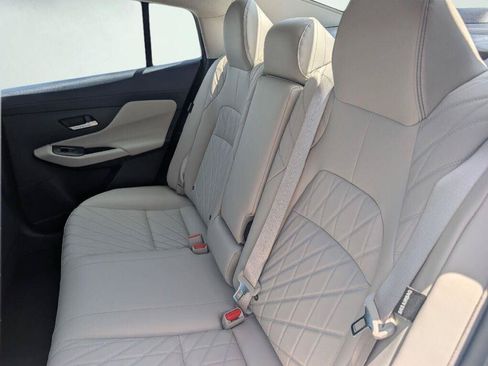 New 2026 Nissan Sentra SL w/ Floor Mat Package FWD image 39