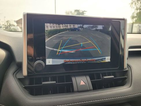 Used 2024 Toyota RAV4 LE image 15