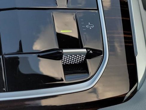 New 2026 BMW X5 xDrive50e image 25