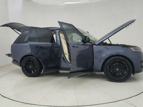 Used 2024 Land Rover Range Rover SE AWD/4WD image 69