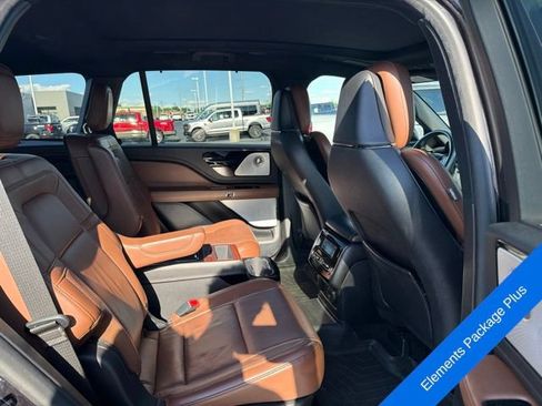 Used 2020 Lincoln Aviator Reserve w/ Equipment Group 202A AWD/4WD image 12