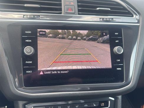 Used 2020 Volkswagen Tiguan SEL Premium R-Line AWD/4WD image 30