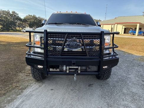 Used 2017 Ford F250 King Ranch image 3