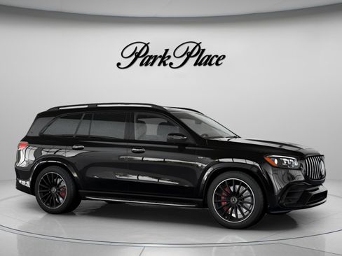 New 2026 Mercedes-Benz GLS 63 AMG AMG 63 image 32