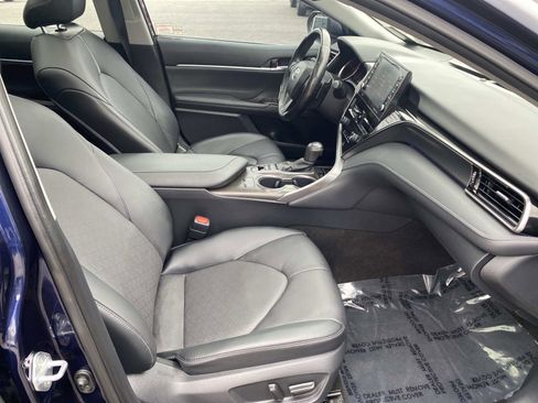 Used 2021 Toyota Camry XSE image 23