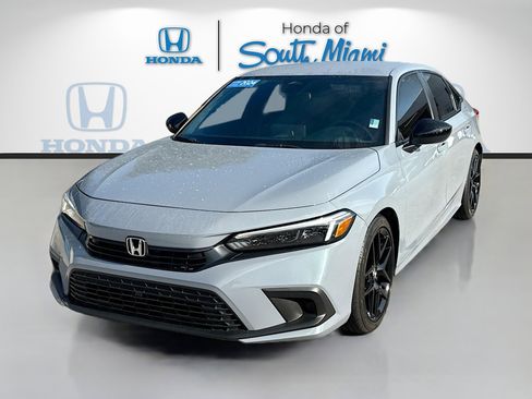 Certified 2024 Honda Civic Sport image 3