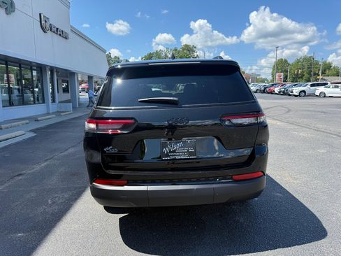 New 2025 Jeep Grand Cherokee L Altitude image 7