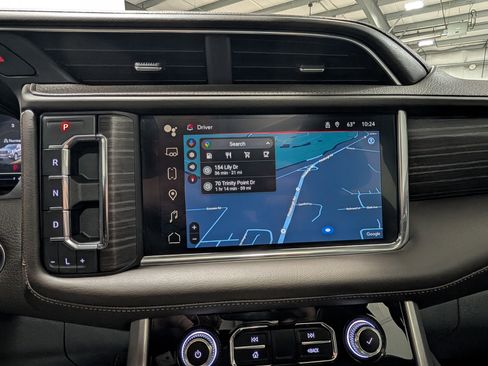 Used 2023 GMC Yukon XL Denali image 30