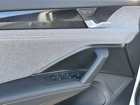 New 2026 Volkswagen Tiguan S image 9