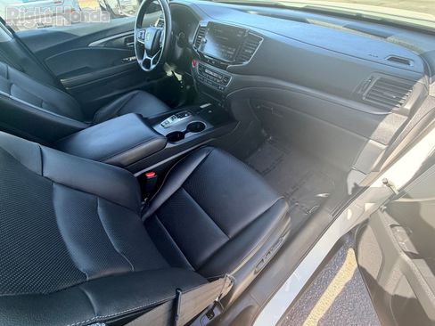 Used 2025 Honda Ridgeline RTL image 12