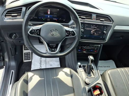Used 2024 Volkswagen Tiguan SE R-Line AWD/4WD image 16