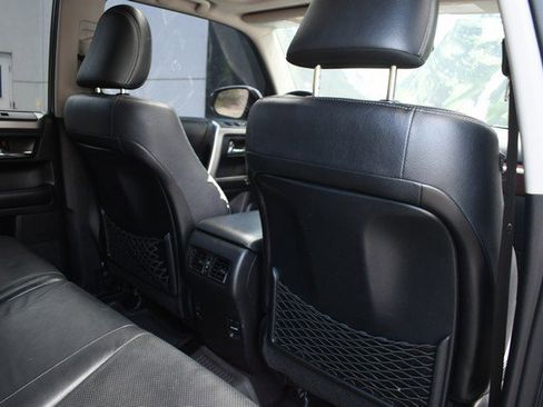 Used 2014 Toyota 4Runner Limited AWD/4WD image 28