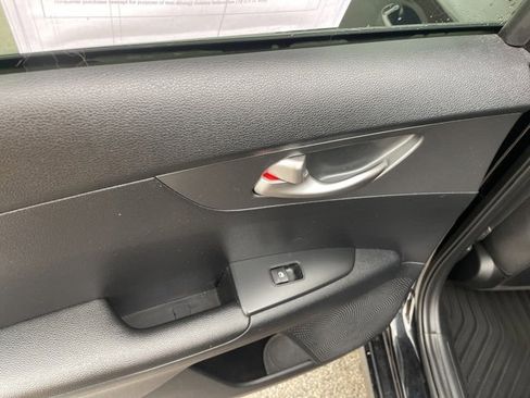 Used 2020 Kia Forte Sedan image 51