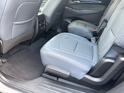 Certified 2021 Buick Enclave Essence image 22