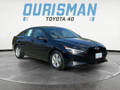 Used 2023 Hyundai Elantra SE