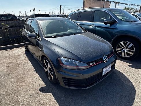 Used 2015 Volkswagen GTI SE FWD image 7