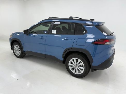 New 2026 Toyota Corolla Cross LE image 37
