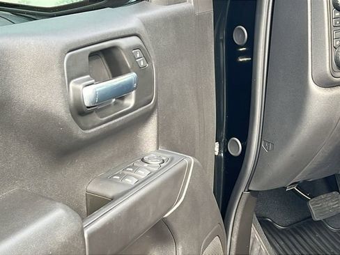 New 2025 Chevrolet Silverado 1500 Custom image 11
