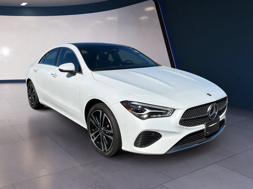 Used 2024 Mercedes-Benz CLA 250 4MATIC w/ Exclusive Package image 7