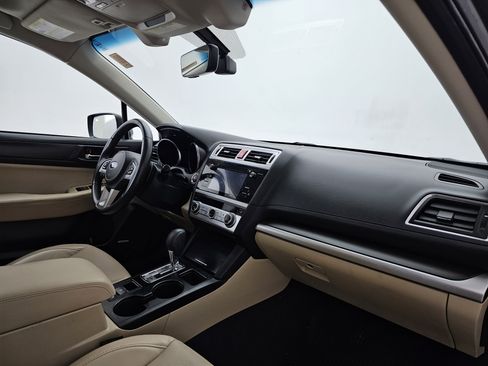 Used 2017 Subaru Legacy 2.5i Limited image 13