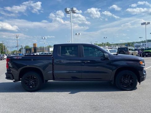 Used 2023 Chevrolet Silverado 1500 Custom AWD/4WD image 6