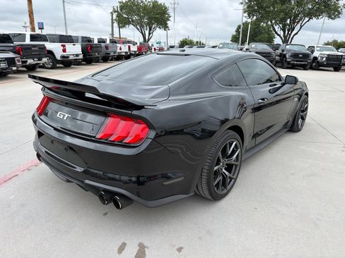 Used 2018 Ford Mustang GT Premium w/ Equipment Group 401A RWD image 3