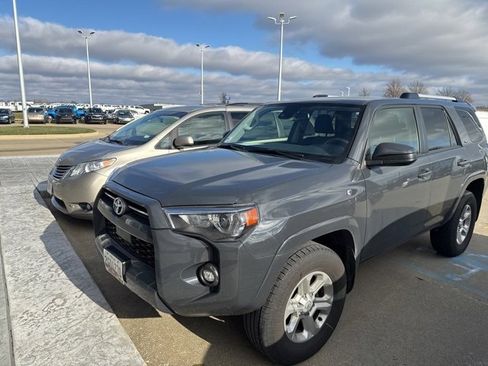 Certified 2024 Toyota 4Runner SR5 image 43