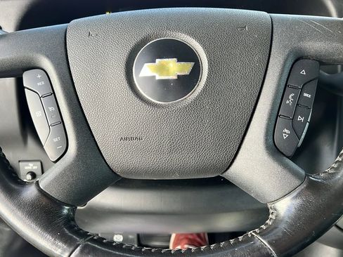 Used 2022 Chevrolet Express 2500 w/ Driver Convenience Package image 26