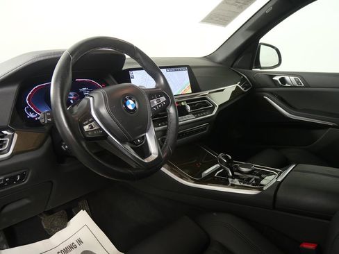 Certified 2022 BMW X5 xDrive40i w/ Premium Package image 11
