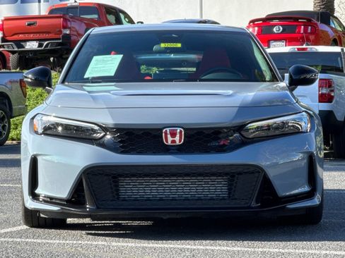 Used 2024 Honda Civic Type R image 10